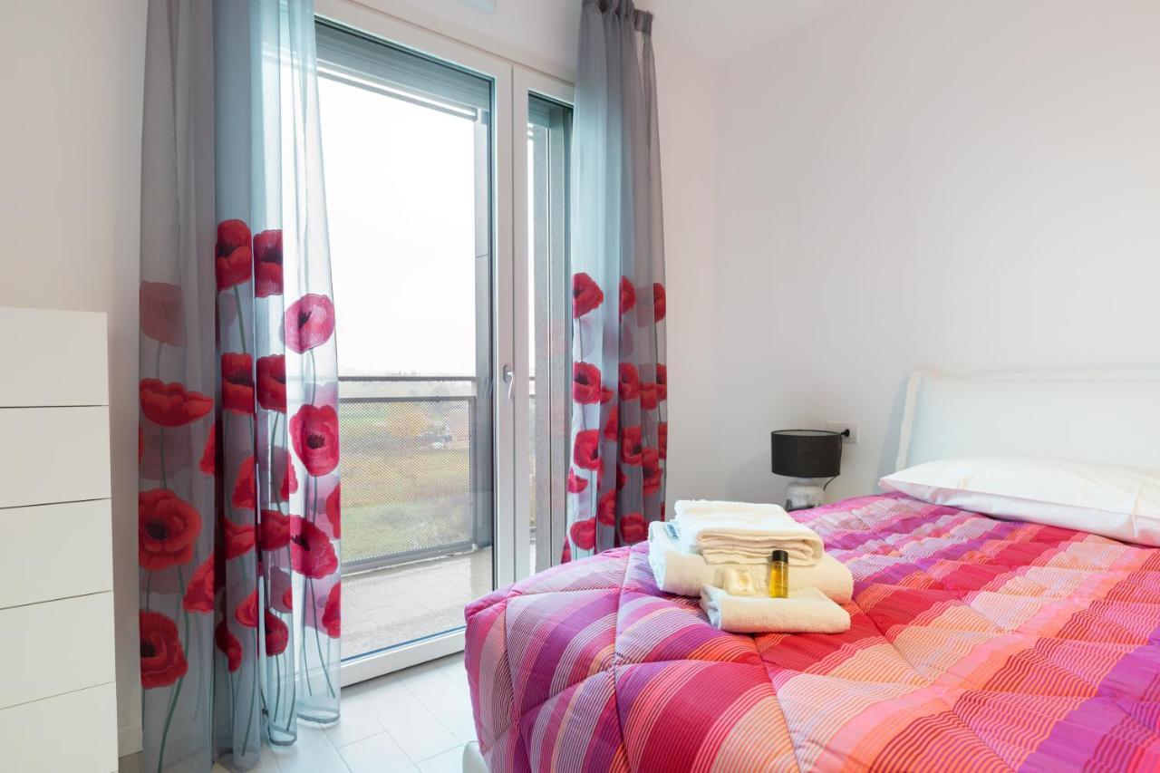 Fiera Milano Flat With Garage Appartement Buitenkant foto